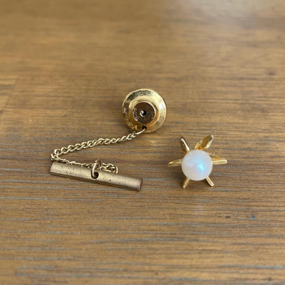 Faux Pearl Star Design Tie Tack Pin Vintage Unique 1/2" length x 3/4" width